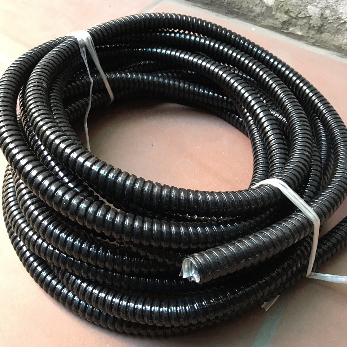 Ống ruột gà lõi thép bọc PVC