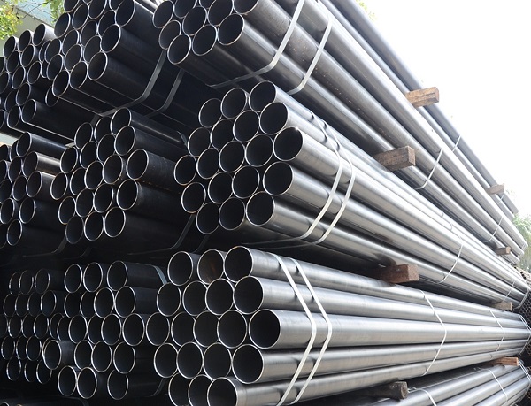 Lỗi mạ hoặc kết cấu bề mặt thép không đồng đều, sẽ dẫn đến tình trạng rỉ sét.